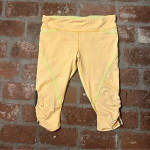 Lululemon Run Pace Crop Pants Burning Yellow Ocean Stripe Mellow Lemon Size 12